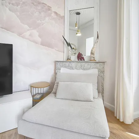 Sublime Luxe T3 Incroyable Jardin Plein Coeur Apartment *